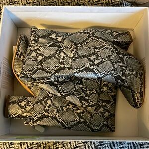 Steve Madden Snakeskin Boots size 7
